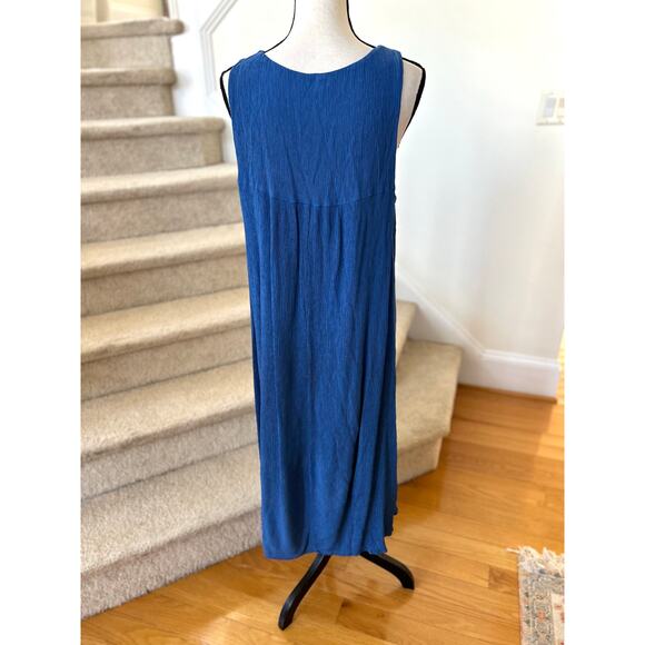 Everlane Cobalt Blue Crinkle Texture Scoop Neck Sleeveless Midi Shift Dress - Picture 3 of 7